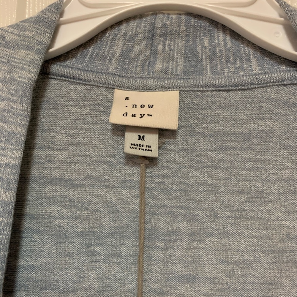 Cardigan - Picture 2 of 5